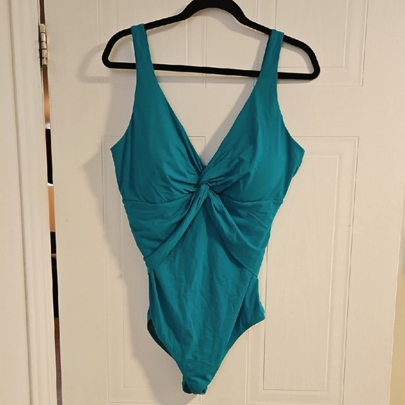 Womens XL Green Swimsuit One Piece La Vie En Rose Unworn NWT - Picture 1 of 4